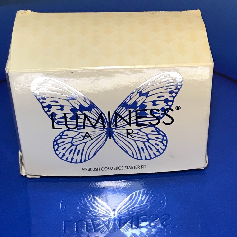 Luminess Air Starter Kit 8 Sm Bottles included - Picture 6 of 8
